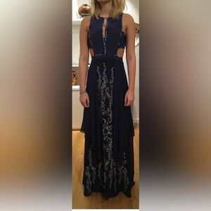 BCBGMAXAZRIA Runway Odilia gown size 0
